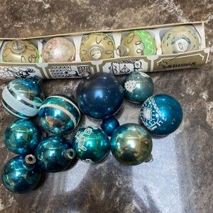 16 vintage glass ornaments white silver blue frosted stencils